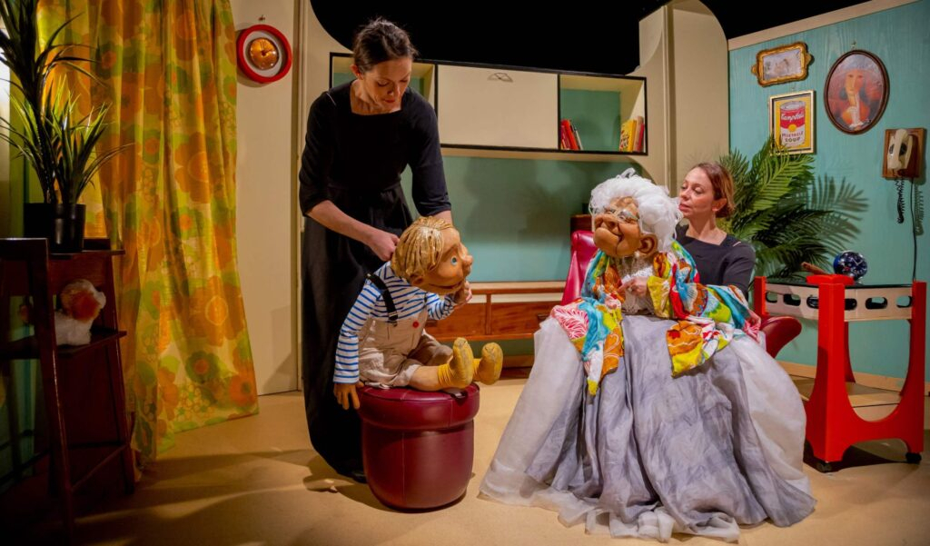A teatro per Halloween con “Streghe” e “Biancaneve”