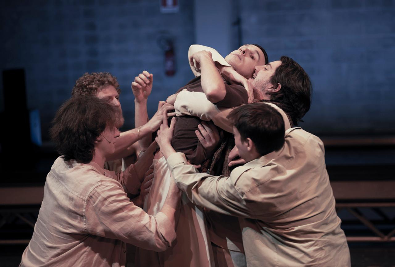 Antigone e i suoi fratelli