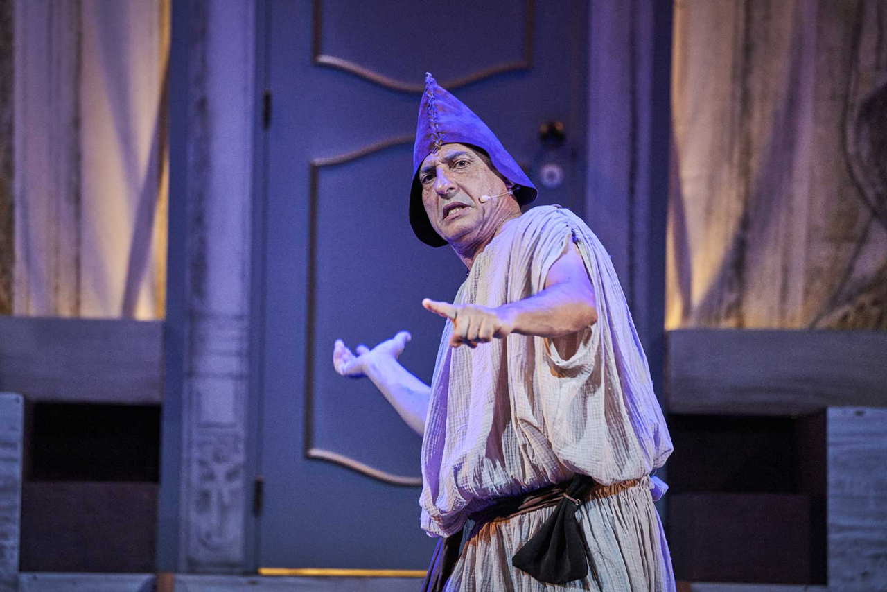 Emilio Solfrizzi è "Anfitrione" di Plauto