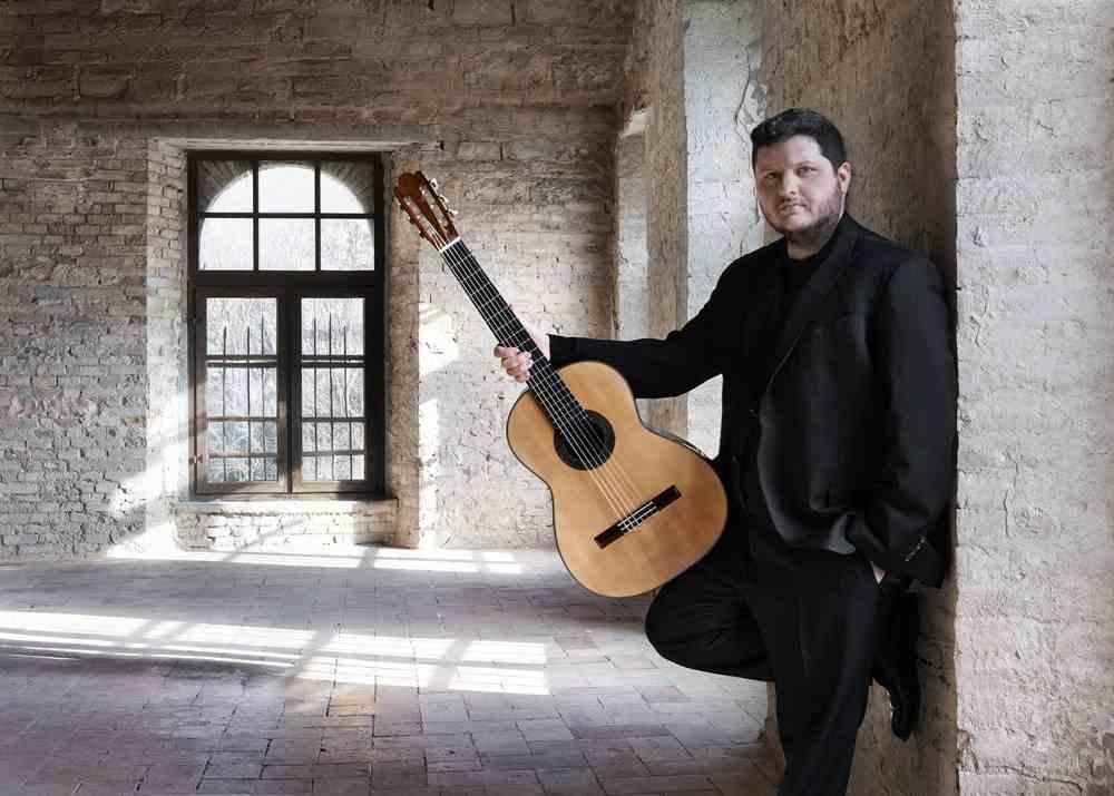 Ensemble Aurora & Eugenio Della Chiara