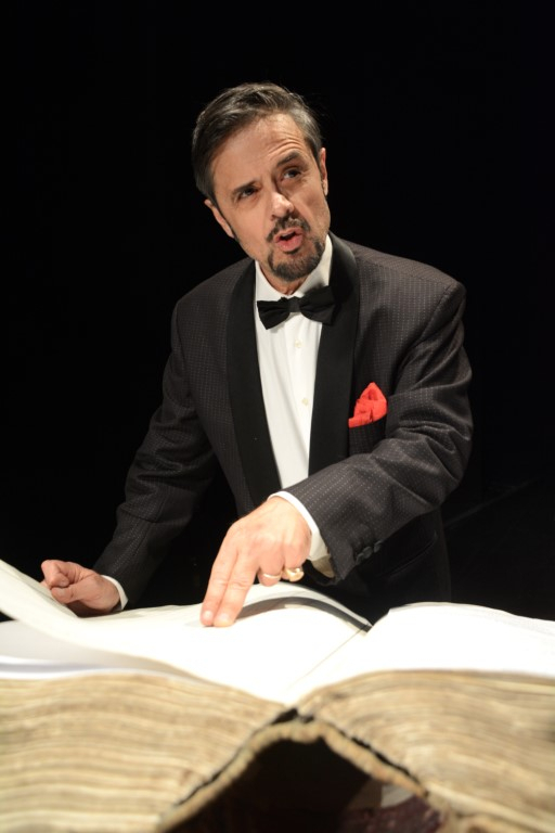 "Io sono il diavolo", Greg a Porto San Giorgio e Camerino