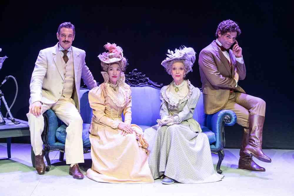 L'importanza di chiamarsi Ernesto