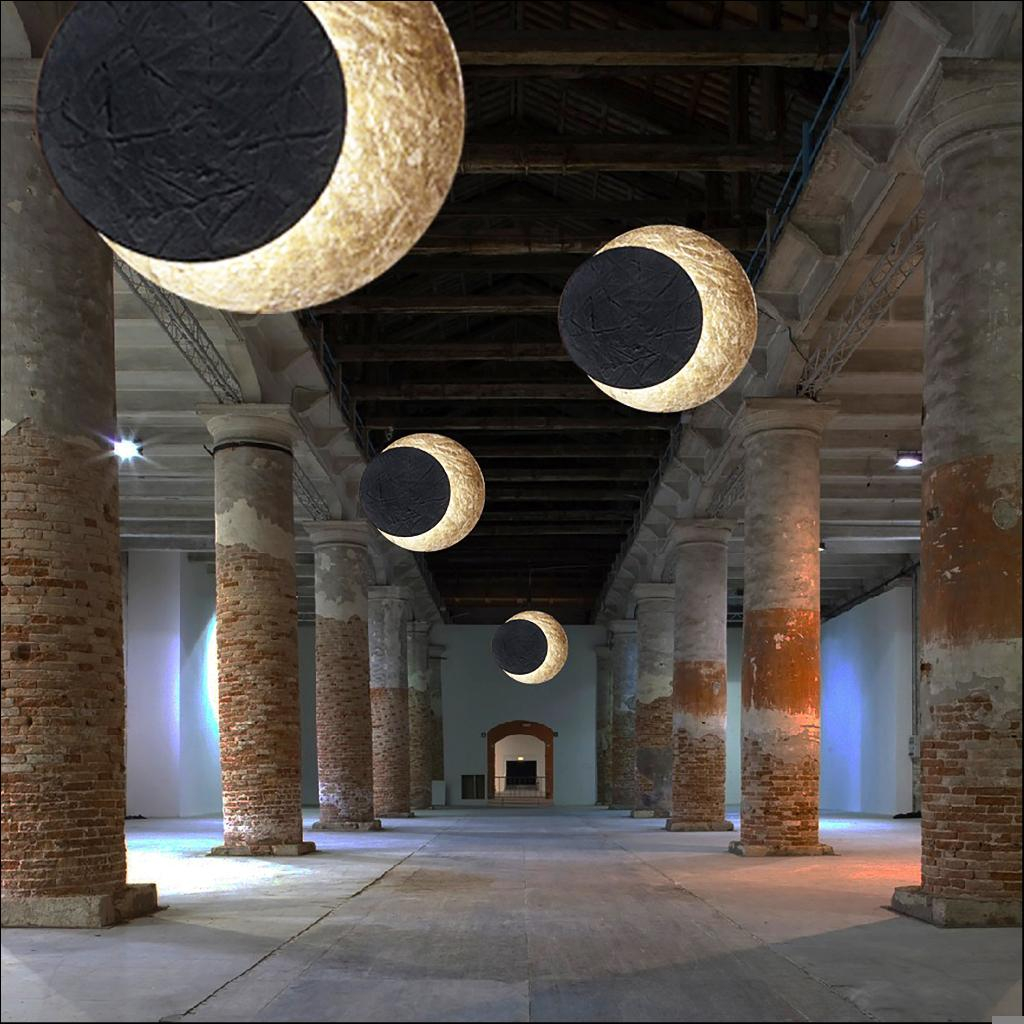 Lo sguardo irrequieto. Fotografie 1984–2024