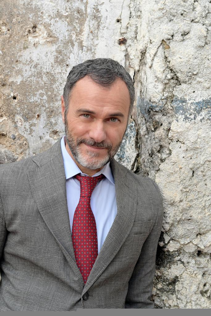Malinconico, moderatamente felice