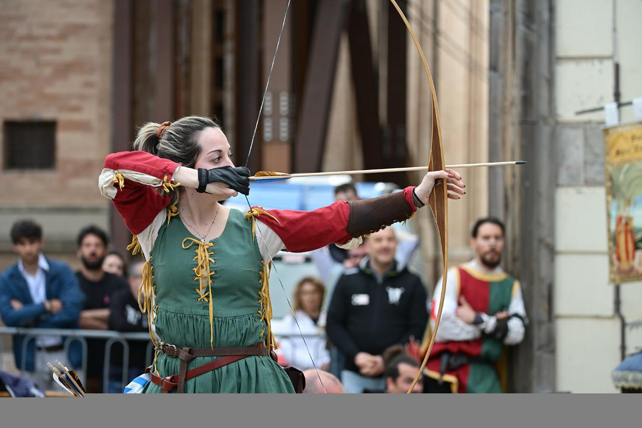 Palio di Sant’Ansovino degli Arcieri De Varano