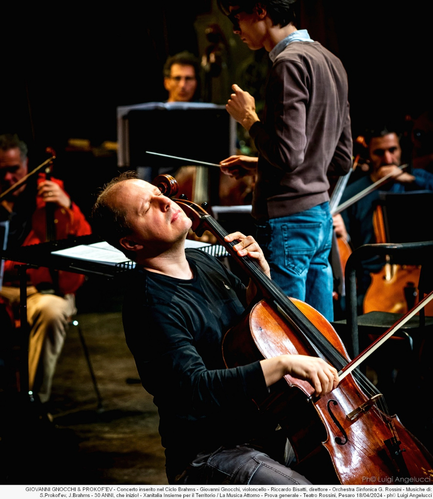 Quattro pulcinelli e un violoncello - Sentieri musicali