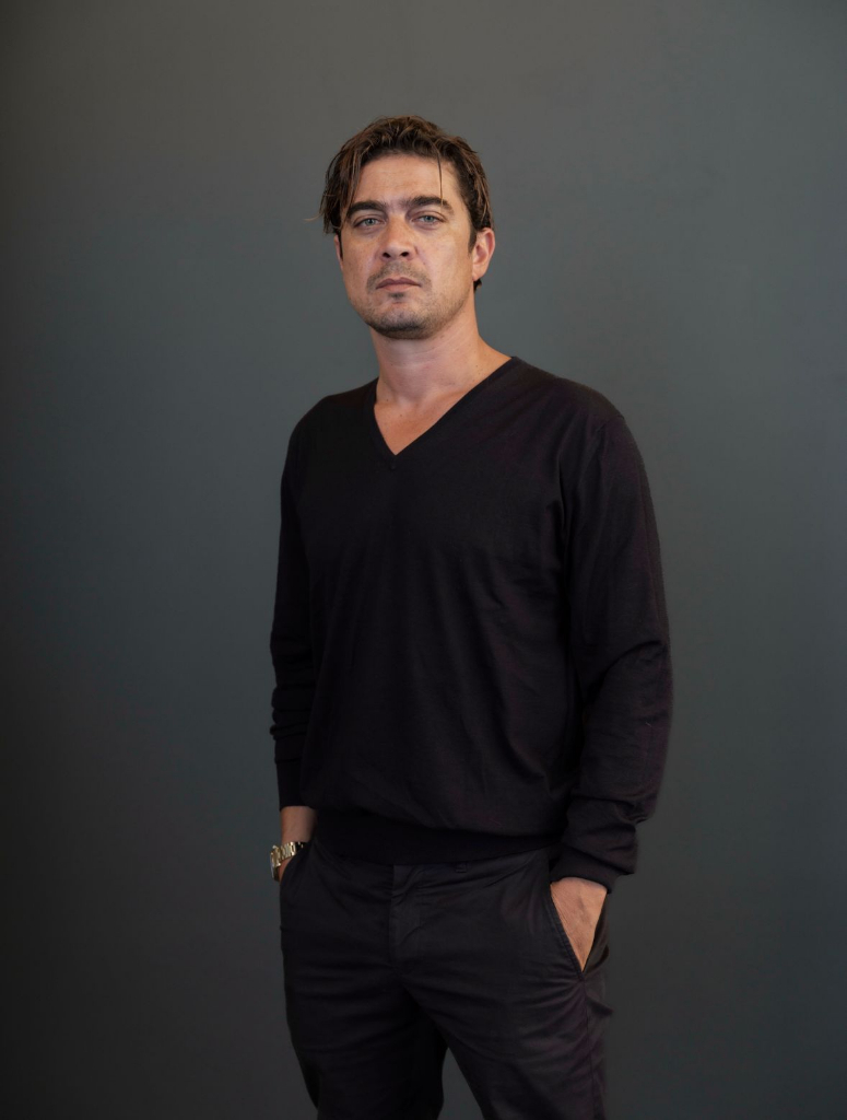 Riccardo Scamarcio ospite  di “Un castello tra le stelle”
