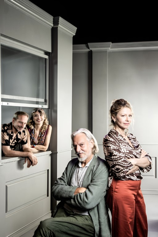 "Vicini di casa" con Amanda Sandrelli e Gigio Alberti