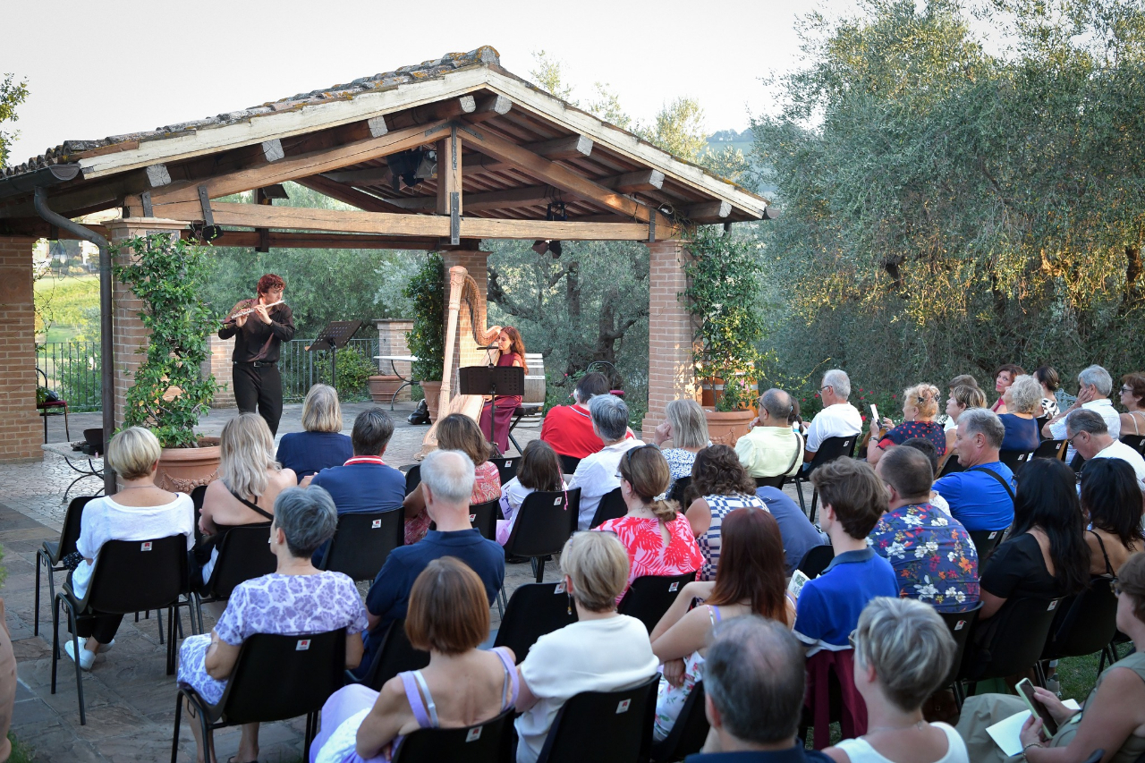 Wine concert nelle cantine della Vallesina